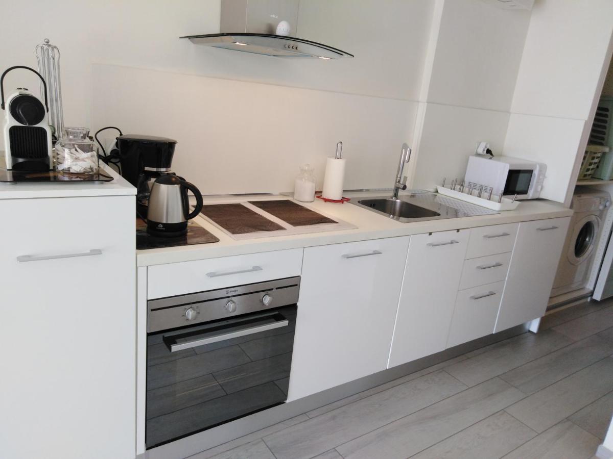 Le Palais Du Tropique Appartement Vue Mer 5E Etage Avec Ascenseur Juan-les-Pins Luaran gambar