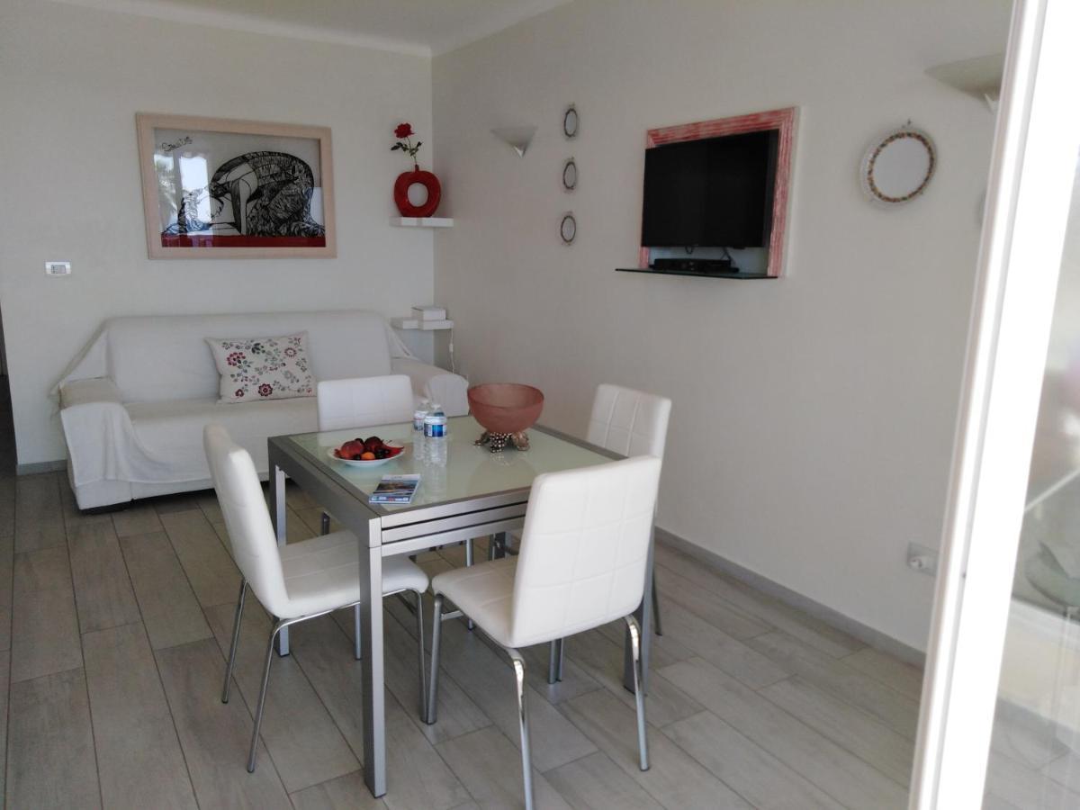Le Palais Du Tropique Appartement Vue Mer 5E Etage Avec Ascenseur Juan-les-Pins Luaran gambar